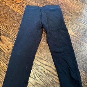 Black primary thick legging, size 4.